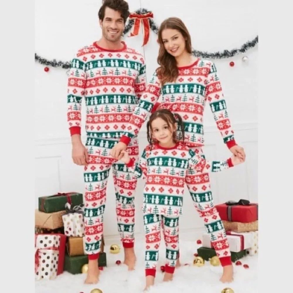 ✨HP✨Christmas Geometric Pattern Pajama Sets ✨ - Picture 3 of 3